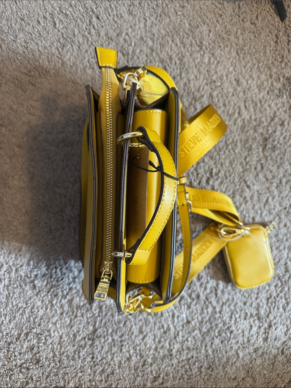 Steve Madden Yellow Crossbody Bag - Picture 6 of 6